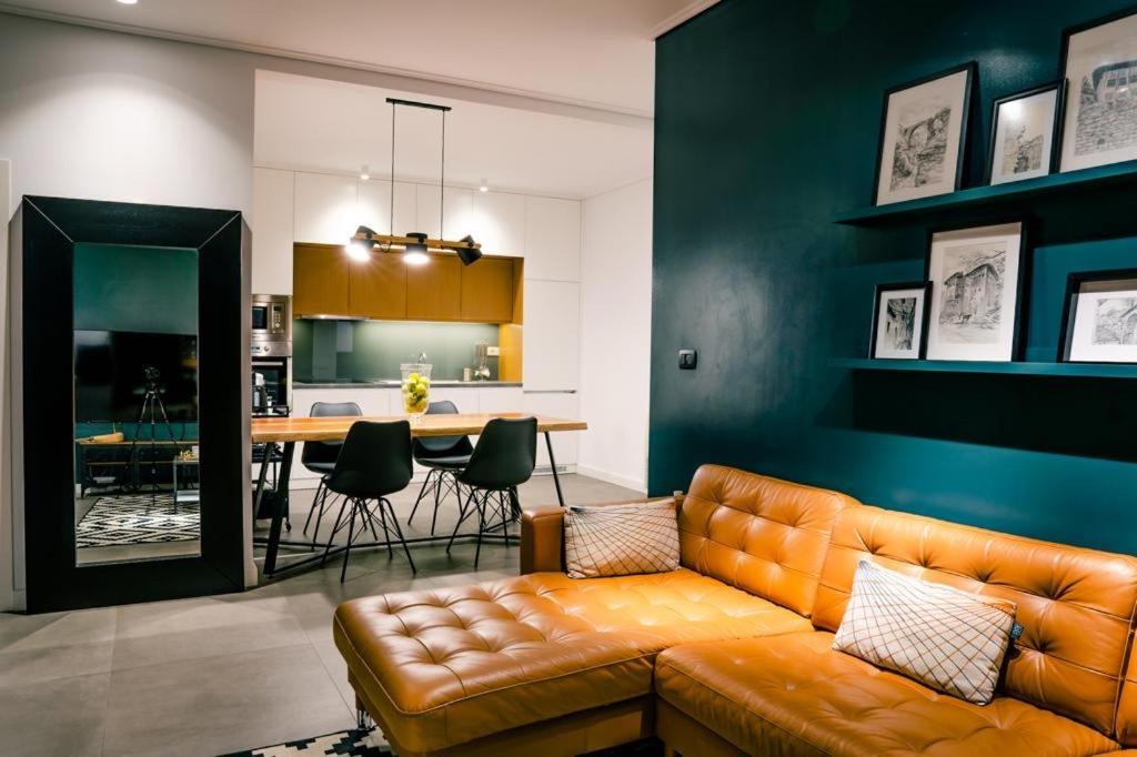 Novi'S Luxury Apartment 1 Gjirokastër 外观 照片