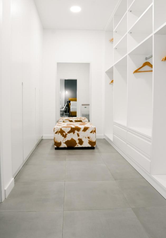 Novi'S Luxury Apartment 1 Gjirokastër 外观 照片